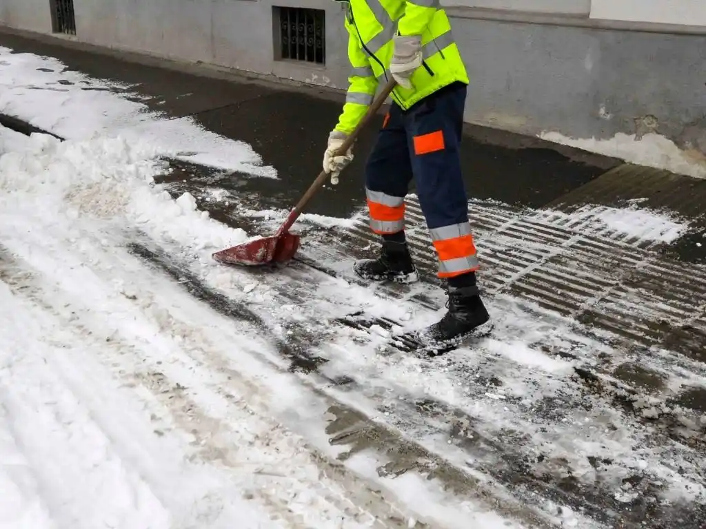 Midtjysk Have og Anlæg - Vinterservice (2)